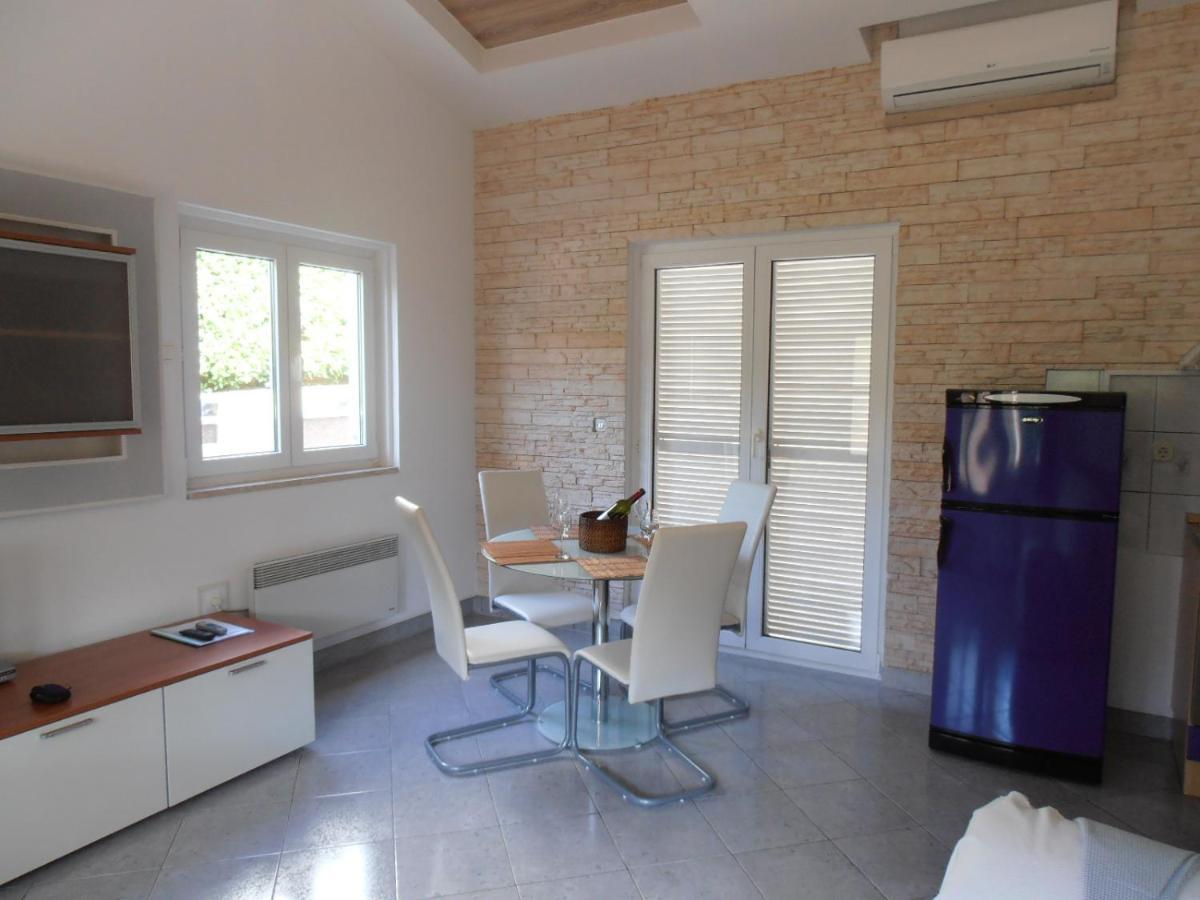 Ines 1 Holiday home